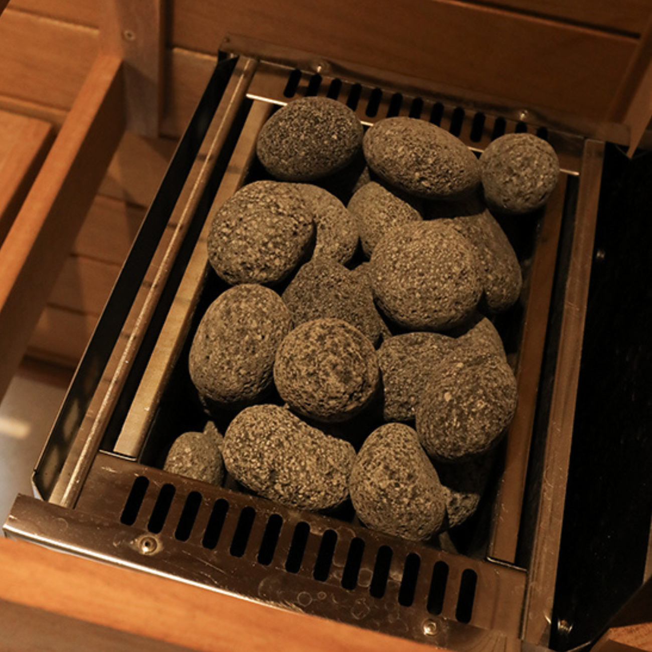 Premium sauna stones set - natural volcanic rocks for optimal heat retention, steam generation and authentic traditional sauna experience